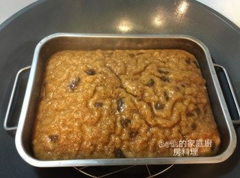 step4: 大火蒸30分鐘，用牙籤插入無沾黏麵糊即可（表面皺皺是正常的）