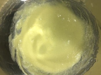 step2: 接著加入蛋液繼續攪拌~