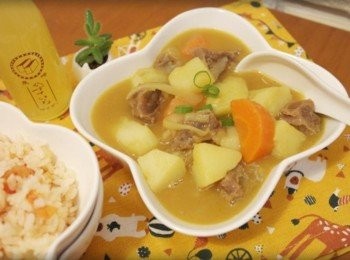 step8: 咖哩就是這麼美味好吃^^ 牛肉嫩嫩好有咖哩香氣~~~