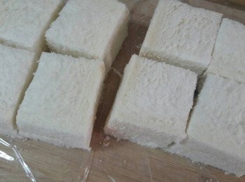 step3: 塗好奶油和另一片土司合上