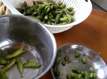 step2: 將豆去穀備用