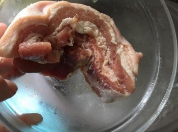 step9: 五花腩飛水約1分鐘