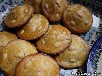 step6: 手工杏仁餅，只是少了杏仁泥步驟，其餘一律相同喔!