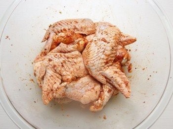 step4: 靜置20分鐘讓雞翅入味