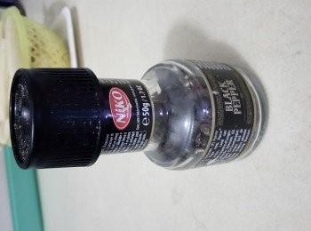 step3: 待粟米熟透便下黑椒及鹽炒勻便可。