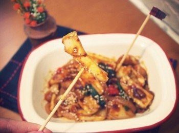 step7: 辣唷!!!!! 不過辣得很過癮~~帶著麻油香氣呢!!! 而且魷魚口感好脆好新鮮^^