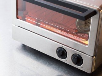 step30: 以小烤箱的最大W 數（最高溫度）預熱10 分鐘