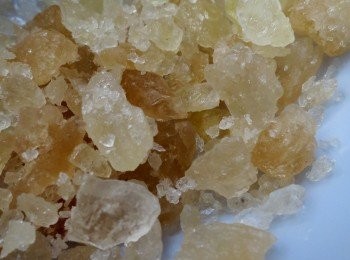 step3: 加糖攪拌均勻之後，大火煮至濃稠即可。