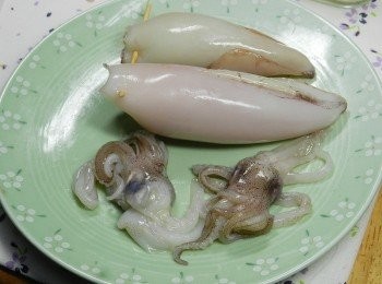 step5: 將封口用牙籤封住，入電鍋蒸熟