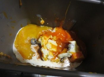 step2: 先將 低筋麵粉和泡打粉 混合過篩。