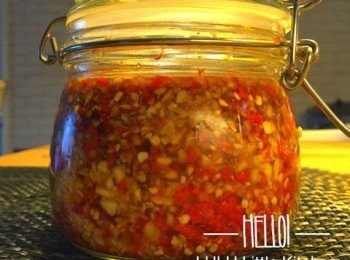 step4: 將容器放入雪櫃內，一星期後就可食用