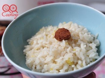 step6: 淡淡的飯梅茶香炊飯，成功!!
