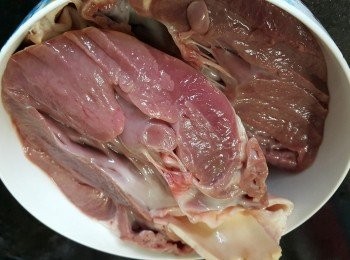 step3: 豬心，煲湯後會做另一個餸菜