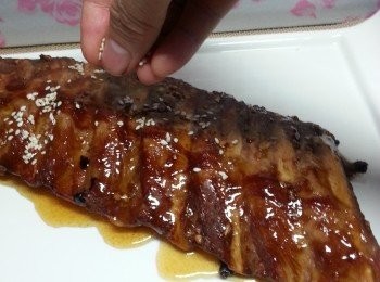 step9: 灑上適量已經炒香的白芝麻即可