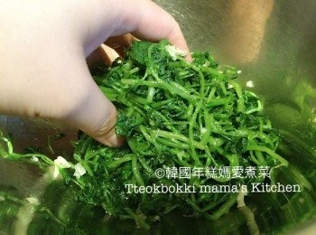 step5: 用手拌勻試味。