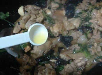 step12: 加入花椒油炒勻熄火