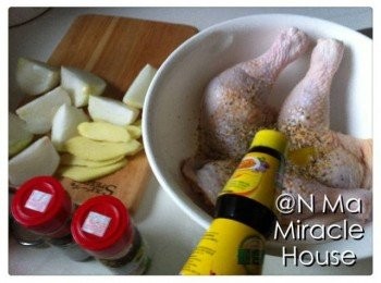 step2: Mixed well with seasonings.