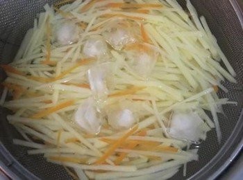 step4: 泡冰水後瀝乾.