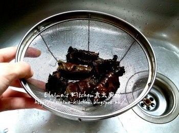 step3: Salam葉浸15分鐘後瀝乾水份