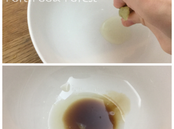 step11: <span class="group_1">冷麵</span> 榨青檸汁入碗內, 加入魚露. 然後倒入<span class="group_3">凍湯</span>伴勻.