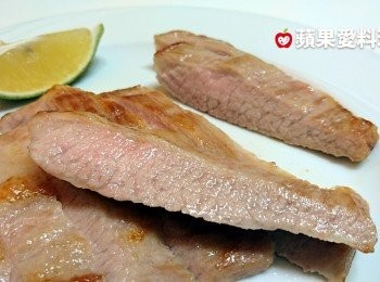 step5: 肉是熟度剛剛好的粉紅色哦。