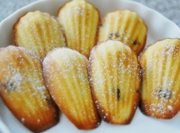 step5: 待涼後灑上糖霜即成！