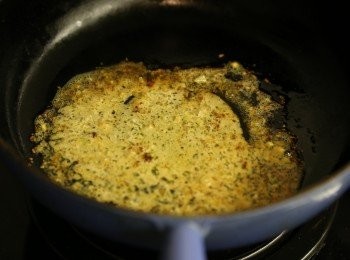 step3: 落忌廉煮到起泡後就加入白酒