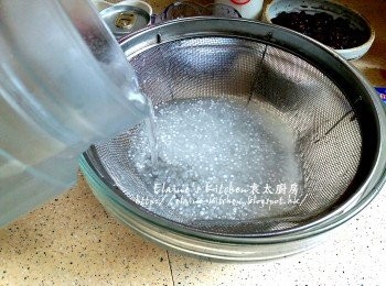 step3: 加入冰水浸過面靜待10分鐘