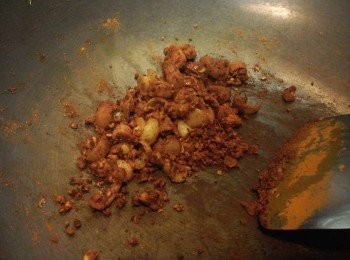 step6: 然後將所有鑊中材料, 快手炒拌均勻