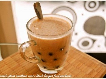 step4: 此時黑木耳QQ圓的咀嚼口感，會因熱度的衝擊，變得更為軟Q與柔嫩。