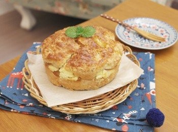 step8: 巨無霸司康出爐囉!!! 不是啦~~是「蘋果起士蛋糕」啦 ♡