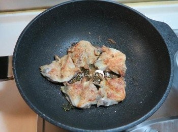 step4: 起鍋兩面煎至金黃