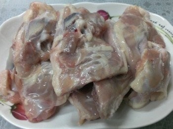 step1: 雞骨六塊洗淨瀝乾