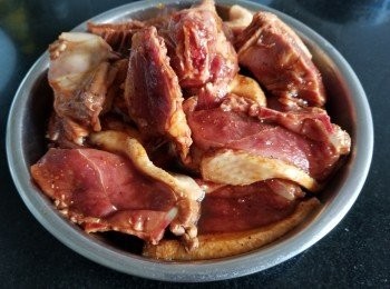 step5: 將鴨件放入醃 2 小時