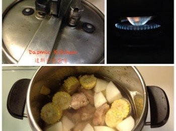 step3: 快鍋(壓力鍋)倒入1400cc清水，放入薑片，開中小火