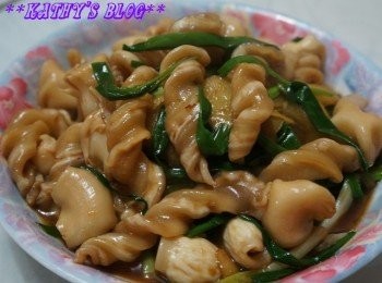 step14: 一碟好味又特別嘅蠔油薑葱炆魚標就完成啦~