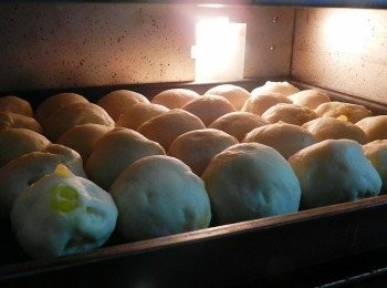 step5: 烤箱180度預熱10分，烤12~15分