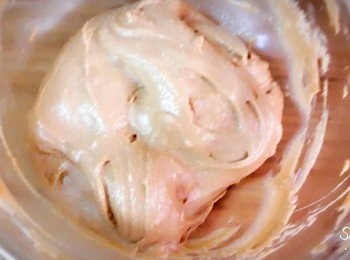 step8: 把咖啡液和麵糰拌勻