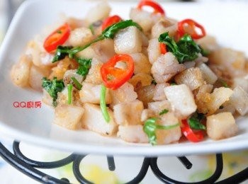 step8: 稍稍變身的芋頭糕吃法，也能變出美味喔~