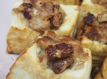 step6: 最後打上䇜汁，蓋上鍋蓋以細火炆2分鐘，便可上碟。