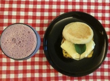 step7: 再打一杯蔬果汁，就是營養均衡的早餐囉！