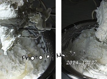 step7: 舉起打蛋器，蛋白霜呈現挺立不倒的狀態
如此稱之為《乾性發泡》。