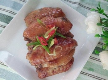 step6: 灑上蔥絲裝飾即可