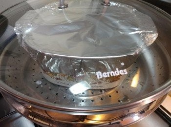 step7: 蓋上錫紙或保鮮紙燉3小時即成，可因個人喜好用豆粉收芡。