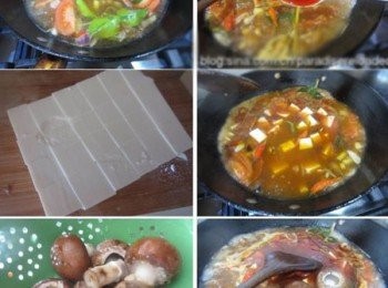 step2: 吃火鍋時加入新鮮青檸汁，喜歡酸的可以青檸切片扔進去煮，撒上揉過的箭葉橙葉和香菜碎湯底就完成了。