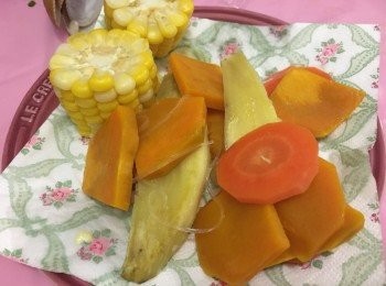 step7: 金菇肥牛(4分鐘) 虫草花雲耳雞 (8分鐘) 雜丸 (5分鐘) 
粟米  南瓜片  蕃薯 娃娃菜 (4-5分鐘)