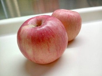 step1: 蘋果洗淨去皮去芯切細粒