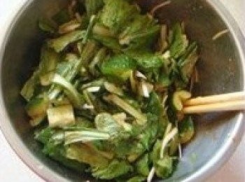 step6: 用筷子將原料和調料攪拌均勻即可