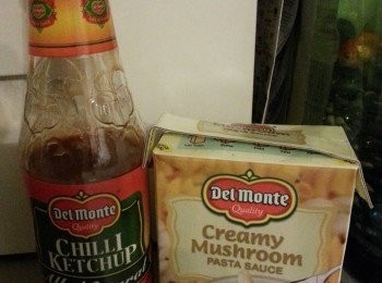 step17: 這兩款地捫醬汁只要在超級市場便很容易買到的....