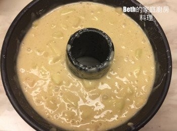 step8: 倒入蛋糕糊